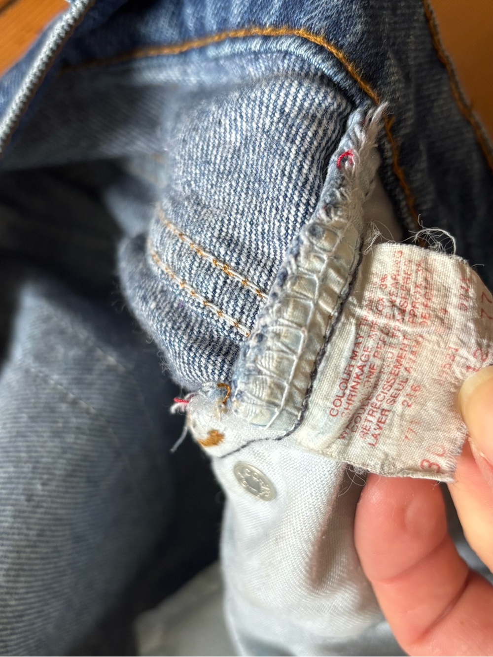 Vintage 1990s Levi’s 531 mid blue faded dark wash high rise tapered leg - Picture 12 of 13
